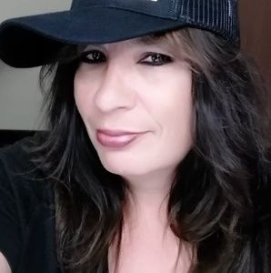 Meet your Posher, Tara